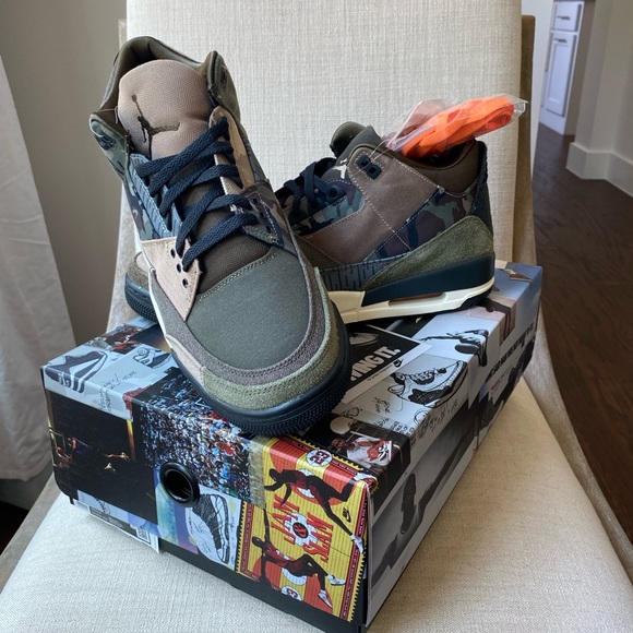 Air Jordan 3 Retro - Picture 2 of 7